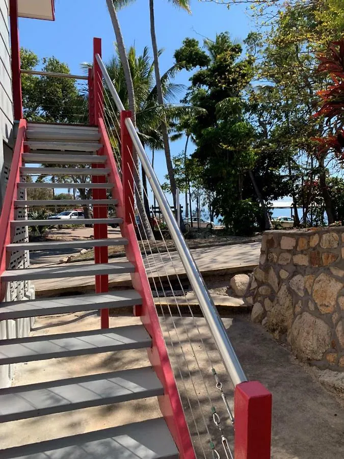 Horseshoe Bay Resort Bowen Australien
